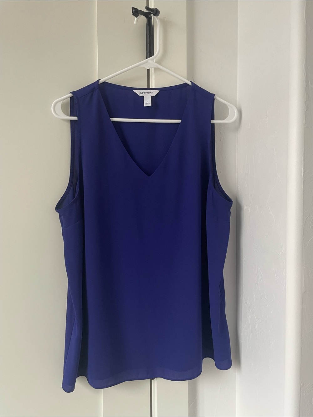 Nine West Deep Blue V-Neck Sleeveless Camisole
